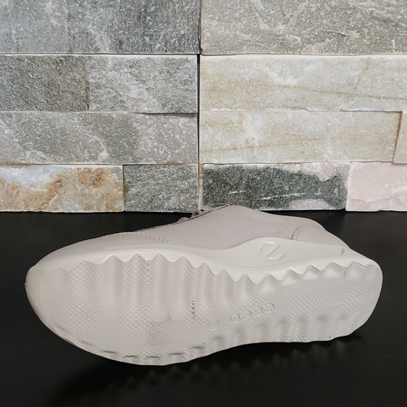 ECCO Flexure Runner - Picture 12 of 13